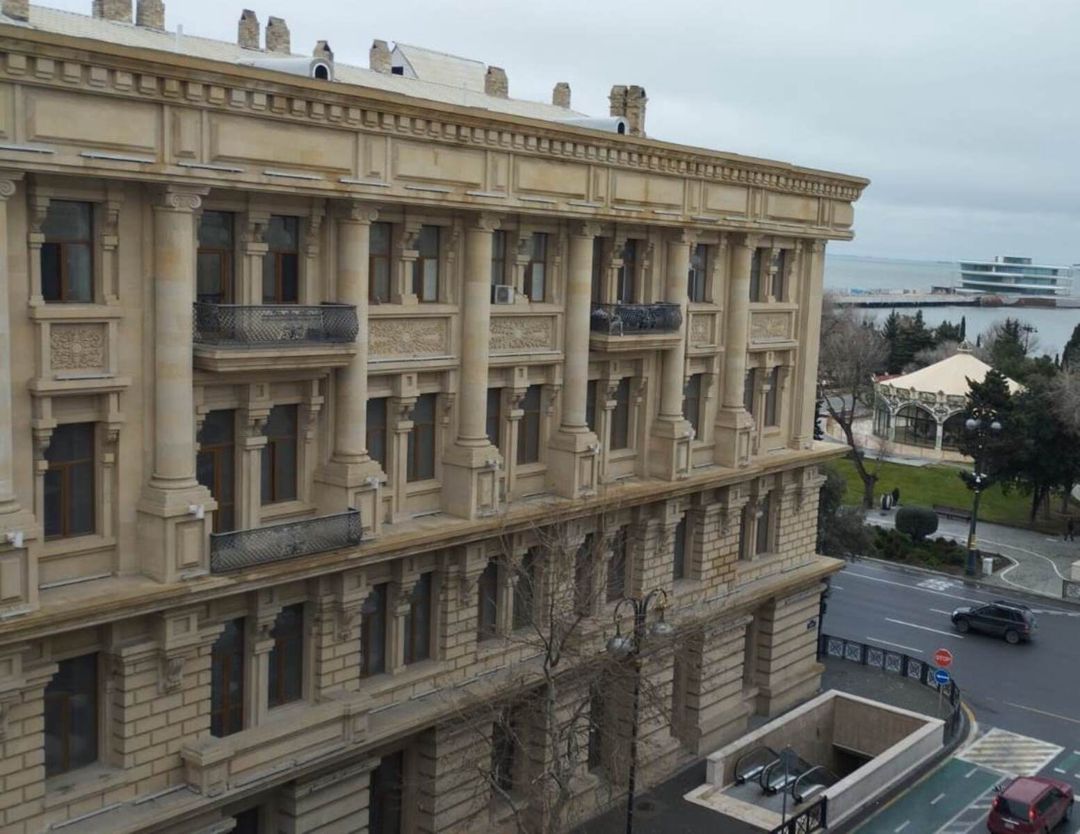 Satılır 3 otaqlı köhnə tikili 100 m² — Mənzil, Bakı (8)
