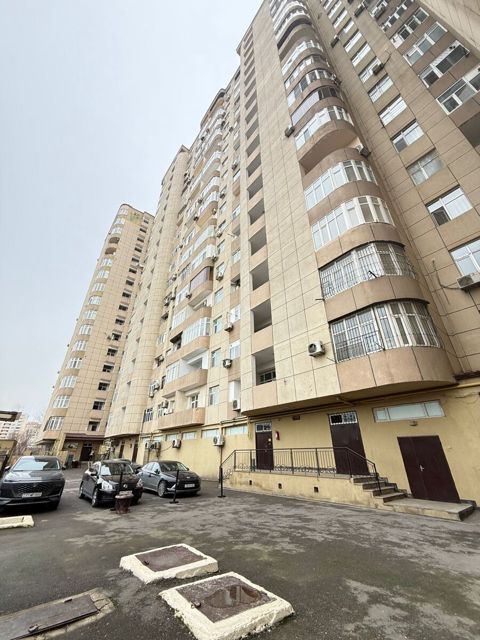 Satılır 2 otaqlı yeni tikili 90 m² — Bakı