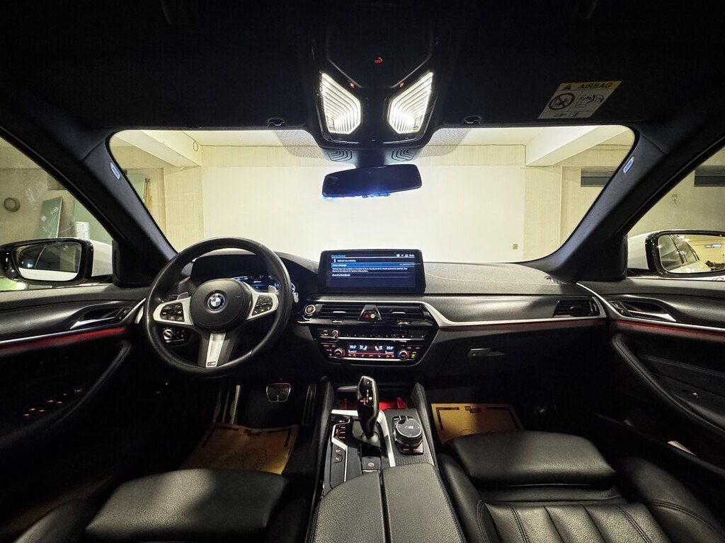 BMW 530e, 2.0 L, 12 kWh, 2023 il, 64 500 km — Avtomobillər, Bakı (7)