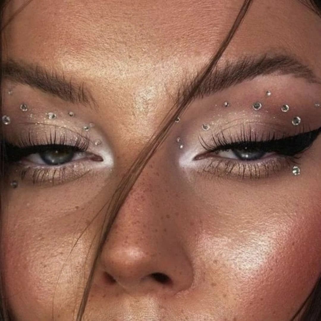 Göz layneri Kiss Beauty Sky High — Mallar, Bakı (3)