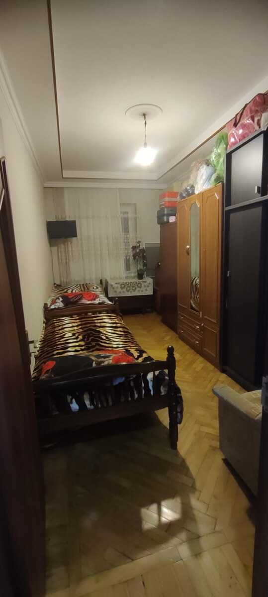 Satılır 3 otaqlı köhnə tikili 70 m² — Mənzil, Bakı