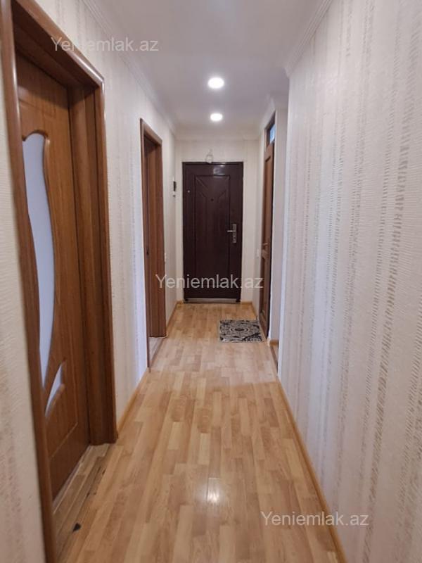 Satılır 3 otaqlı Bina evi menzil (Köhnə tikili), 63 m², 5-ci mikrorayon — Mənzil, Sumqayıt (11)