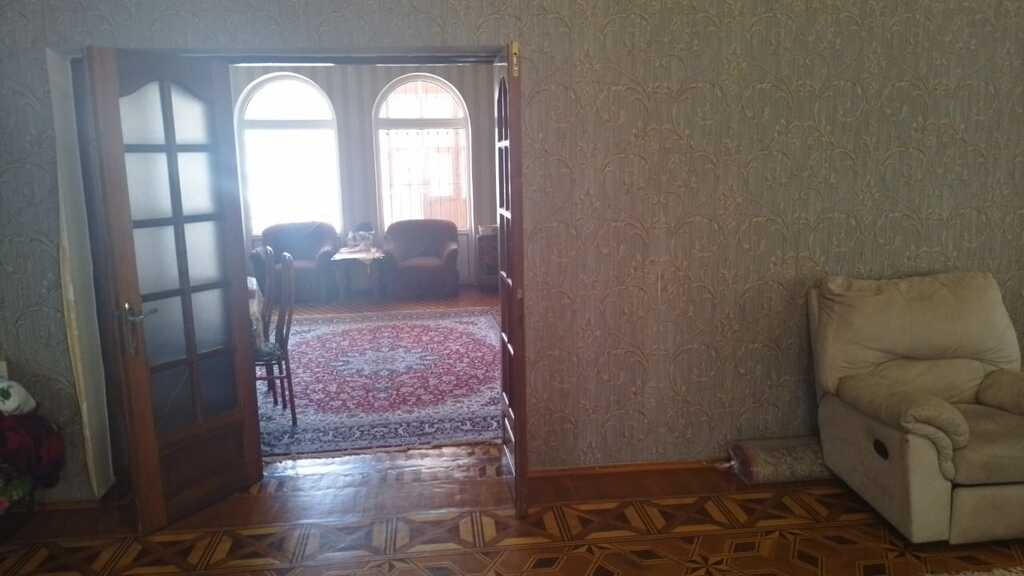 Satılır 7 otaqlı həyət evi/bağ evi 400 m² — Ev, villa, Bakı (11)