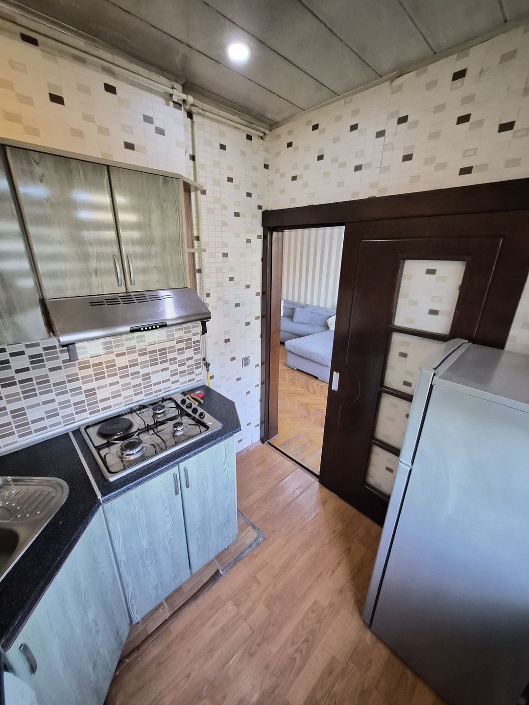 İcarəyə verilir 2 otaqlı köhnə tikili 55 m² — Mənzil, Bakı (9)
