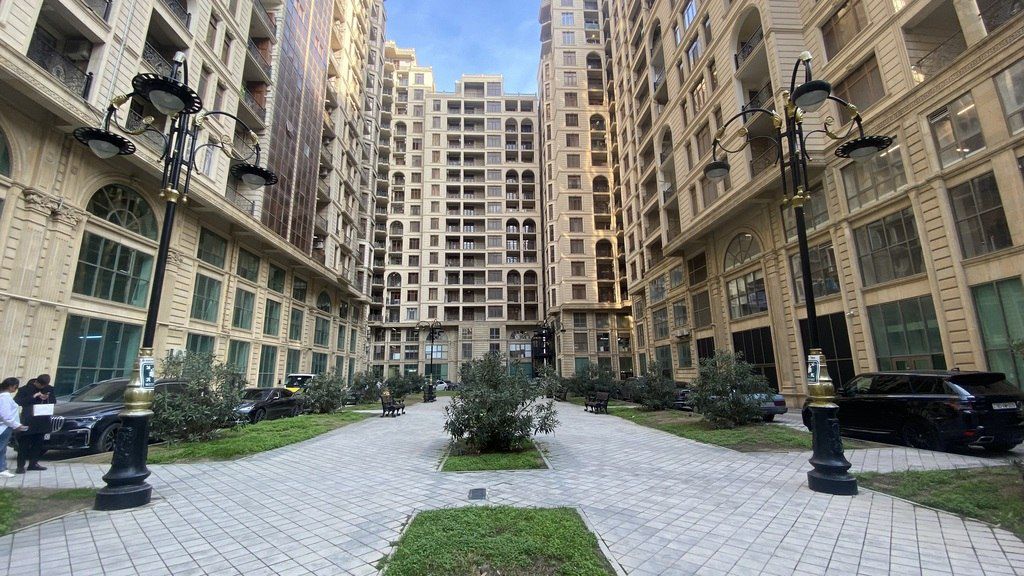 Satılır 3 otaqlı yeni tikili 202 m² — Mənzil, Bakı (12)