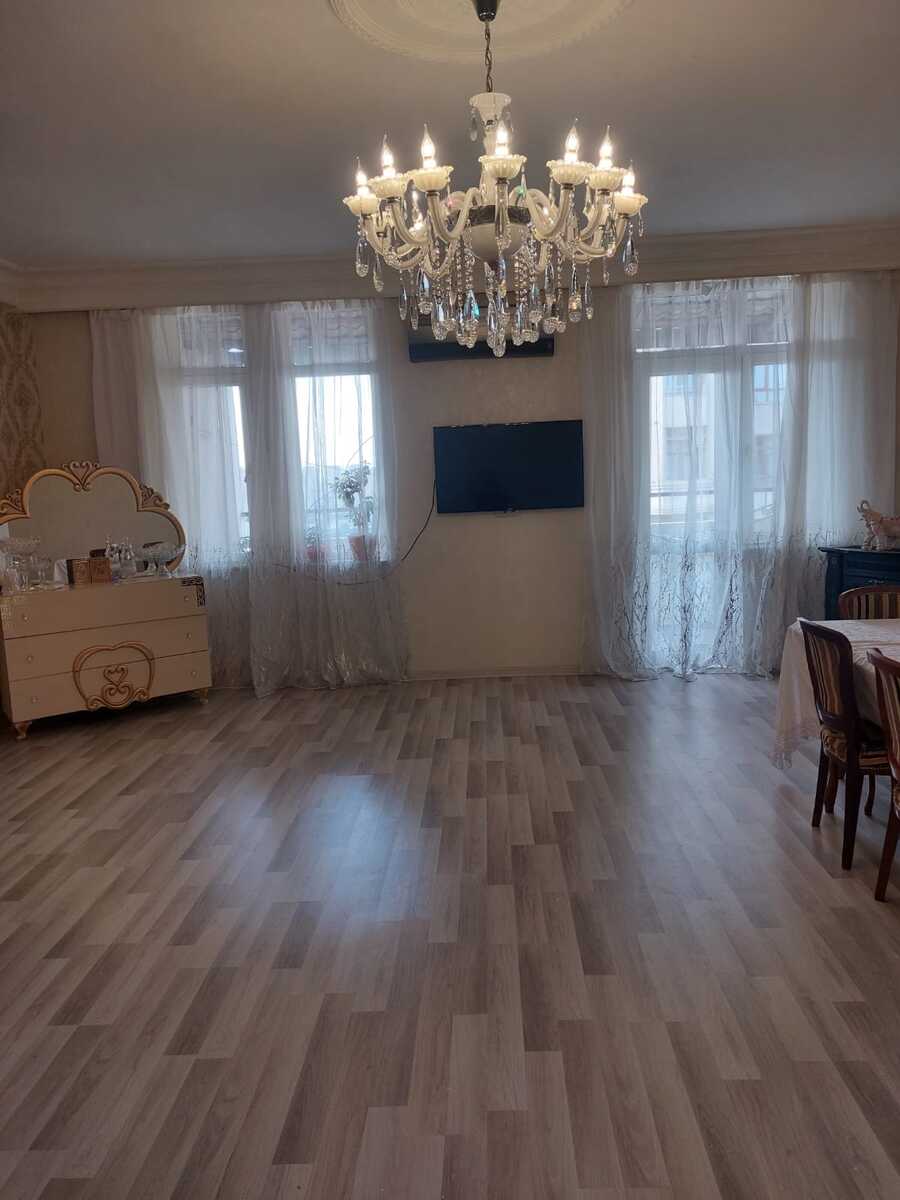 Satılır 4 otaqlı yeni tikili 150 m² — Mənzil, Bakı (4)
