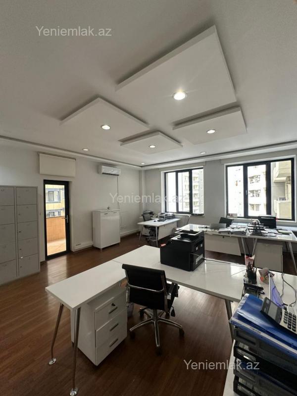 Satılır 6 otaqlı Bina evi menzil (Yeni tikili), 307 m², Yasamal rayonu — Mənzil, Bakı (9)