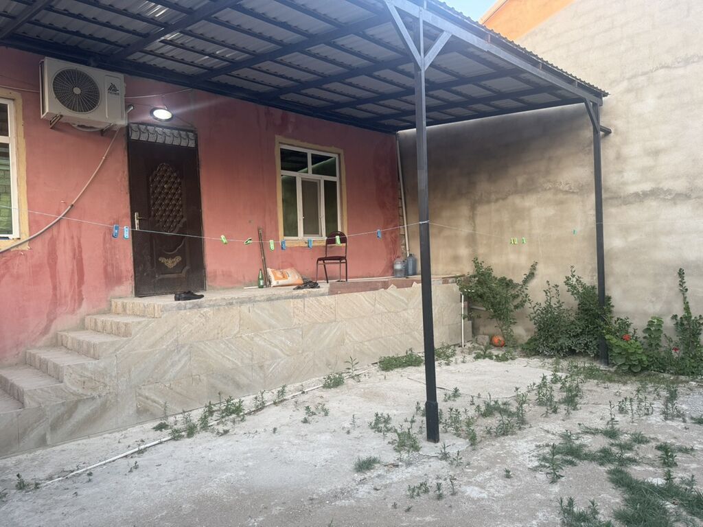 Ev çilegerde yerleşir. Hal hazırda yaşayış var. 131 nömreli marşurut — Ev, villa, Digah