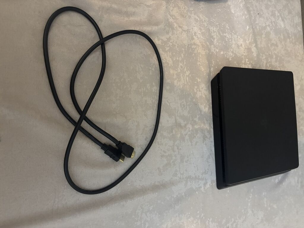 Sony PlayStation 4 Slim oyun konsolu 1 TB 16 oyun - Model — Oyun konsolları, Bakı (7)