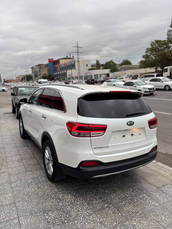 Kia Sorento, 2.0 L, 2016 il, 244 000 km — Avtomobillər, Bakı (6)