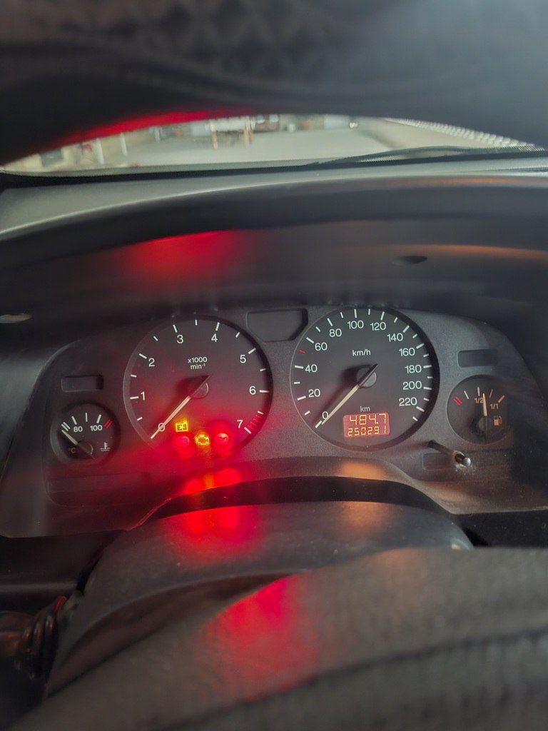 Opel Zafira, 1.8 L, 1999 il, 250 291 km 90-LP-261 — Avtomobillər, Salyan (8)