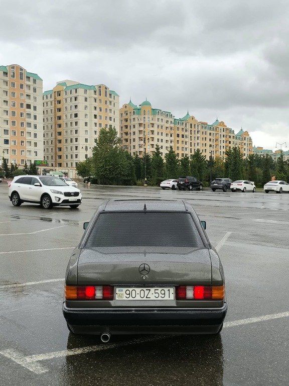 Mercedes 190, 2.0 L, 1993 il, 366 717 km 90-OZ-591 — Avtomobillər, Sumqayıt (5)