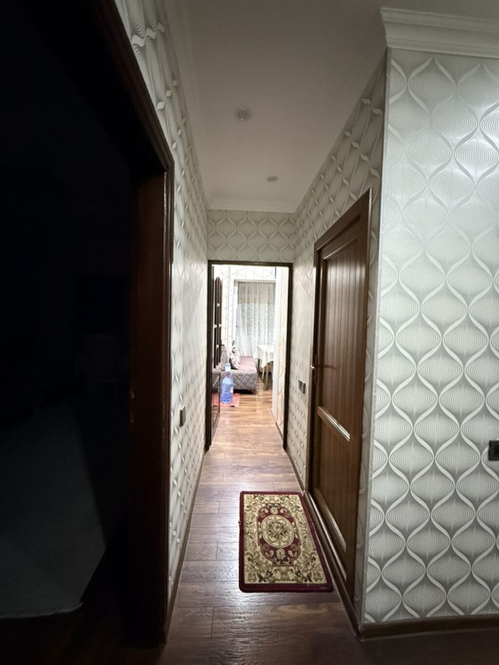 Satılır – 4 otaqlı ideal mənzil Leninqrad layihəsi 9 mərtəbəli — Qonaq otağı üçün, Bakı (9)