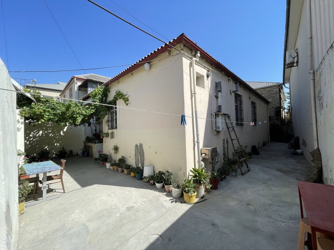 Satılır 4 otaqlı həyət evi/bağ evi 120 m² — Ev, villa, Bakı (2)