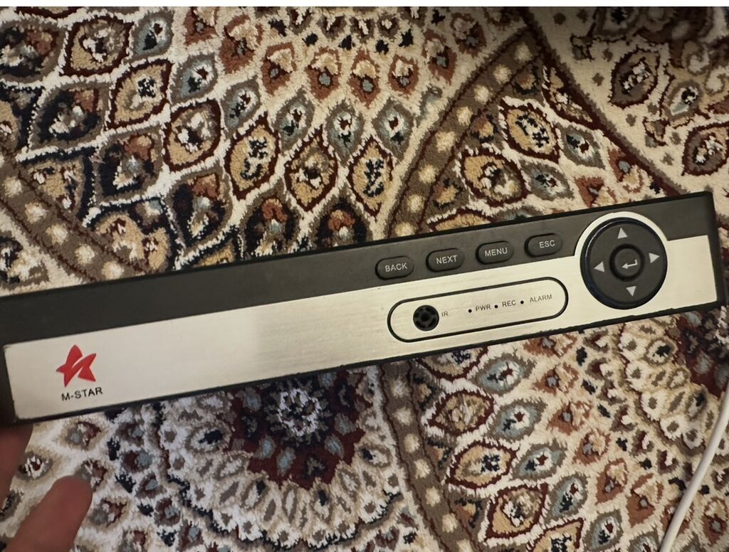 16Port dvr yeni kimidi Butun funksiyalar isleyir Uzaqdan izleme — Surveillance sistemləri, Bakı