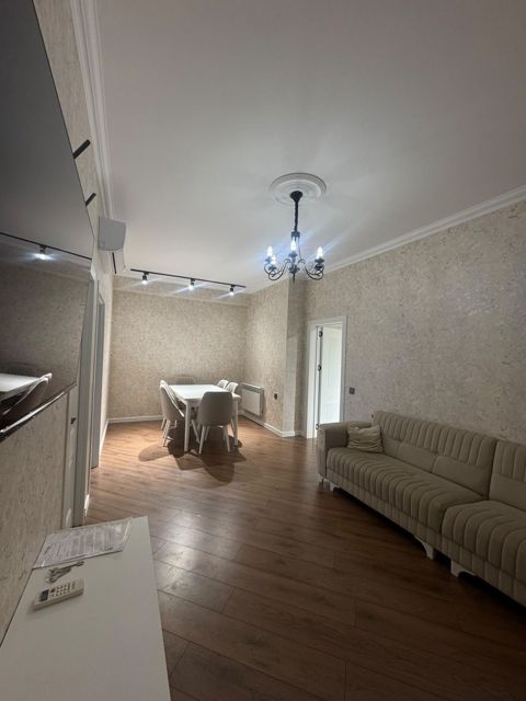 İcarəyə verilir 3 otaqlı yeni tikili 75 m² — Bakı