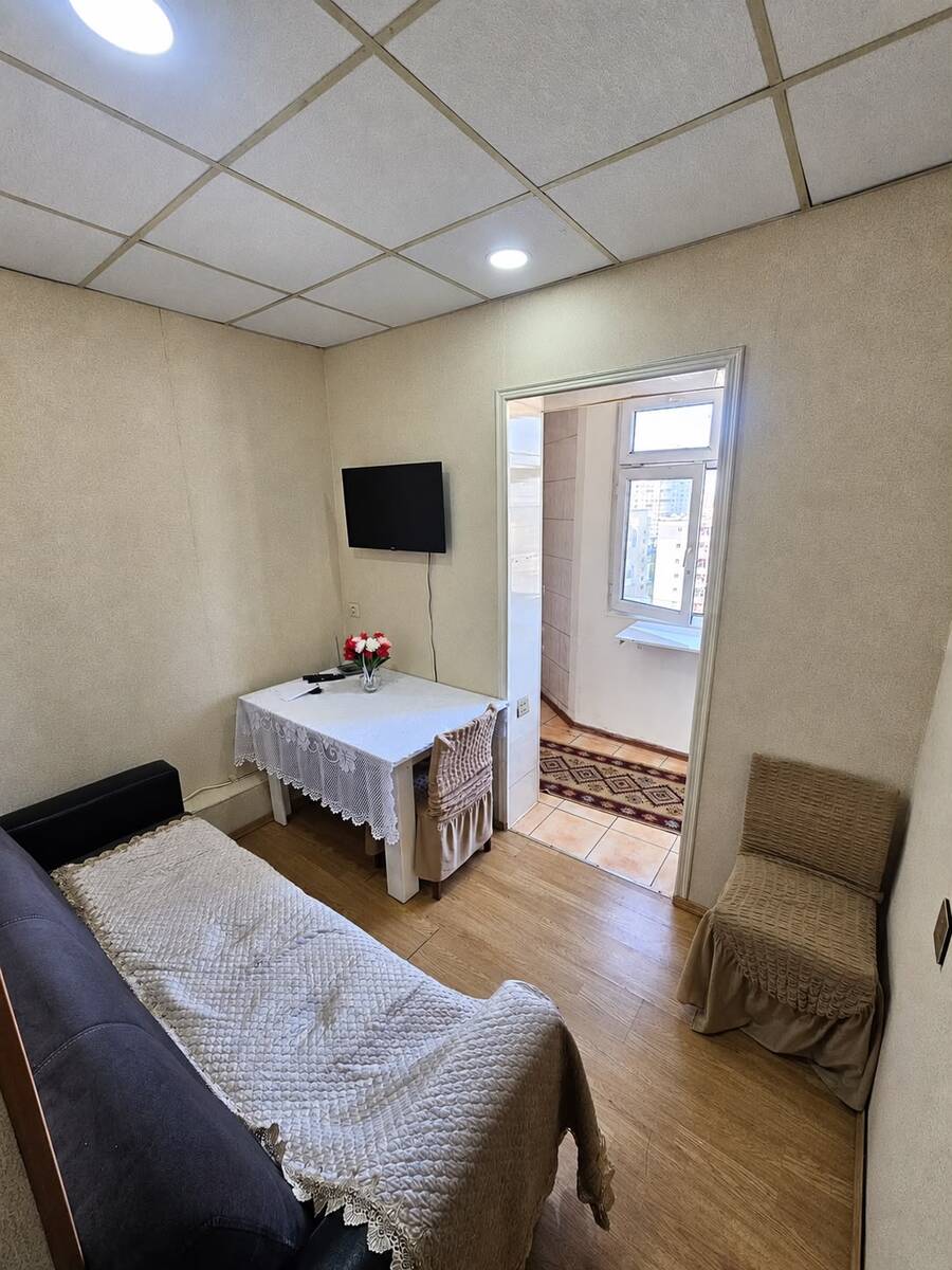 Satılır 2 otaqlı köhnə tikili 48 m² — Mənzil, Bakı (2)