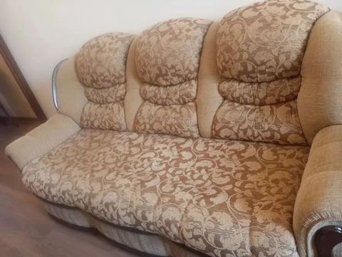 Klassik üslubda yumşaq mebel dəsti - Tərkibi: 3 nəfərlik divan + 2 — Bakı