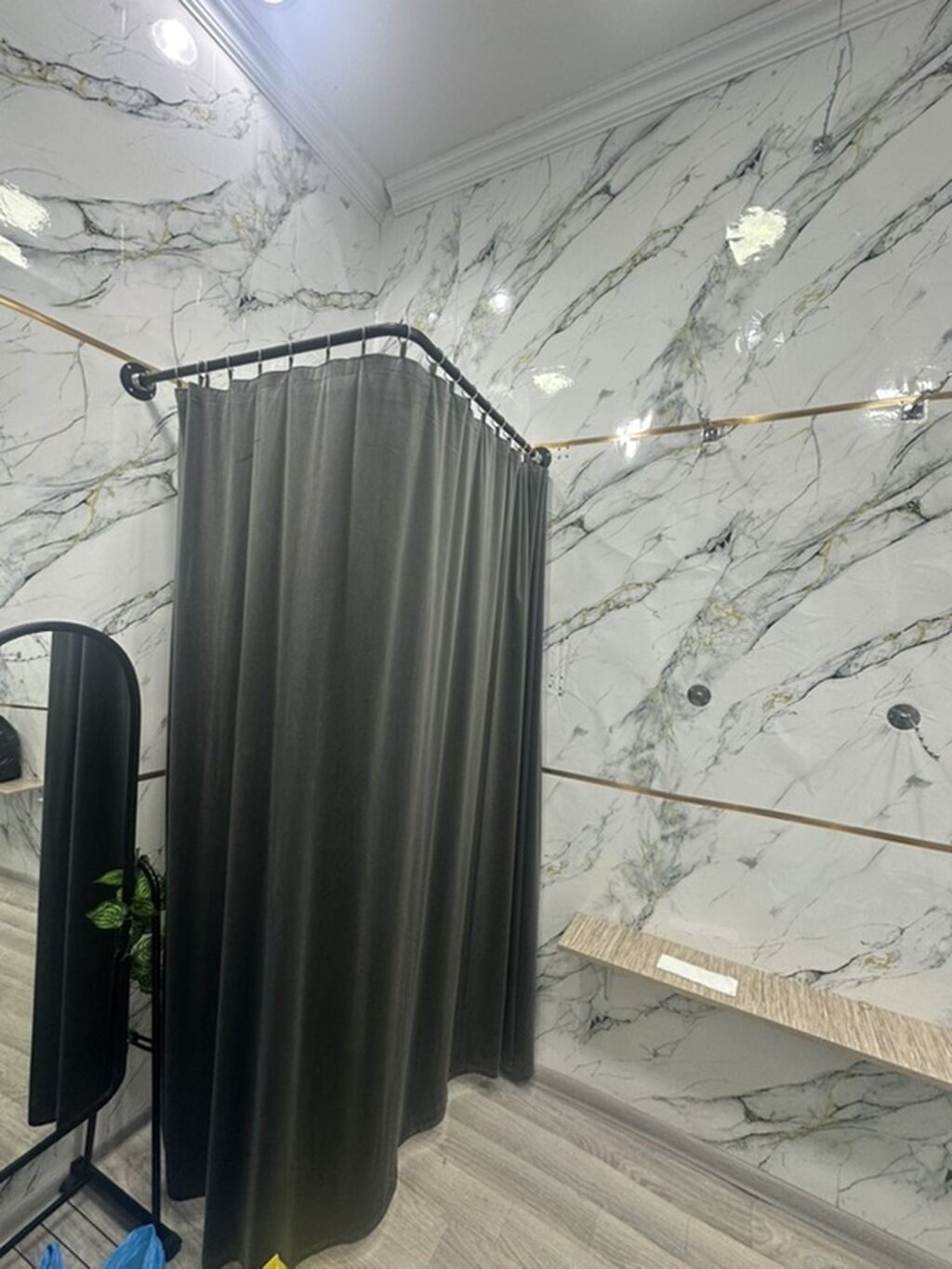 Paltar soyunma/bölmə pərdəsi dəsti - Tətbiq: butik, geyim mağazası — Pərdələr, kornişlər, jalüzilər, Bakı (4)