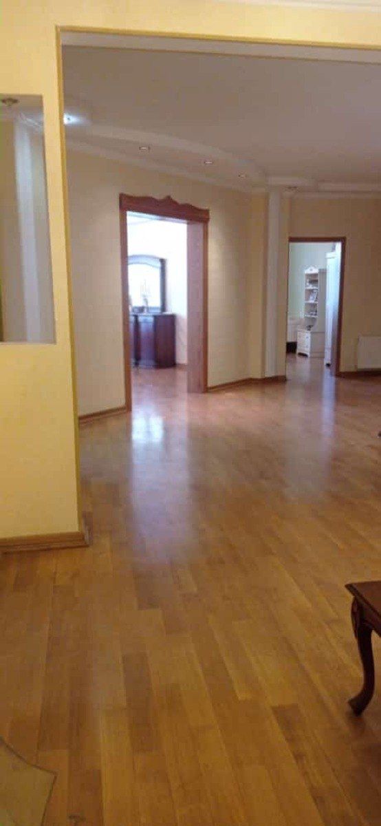 Satılır 4 otaqlı yeni tikili 200 m² — Mənzil, Bakı (6)