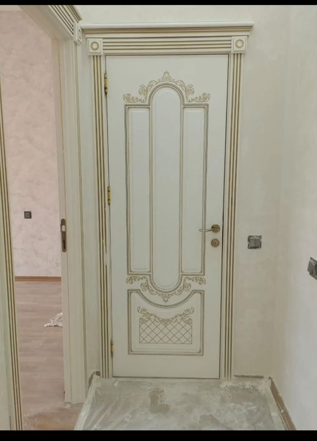 3 ədəd qapı var ikisi sade 1 i suseli biri 140 AZN ölçü 2.05x90 sm — Pəncərələr, qapılar, balkonlar, Bakı (3)