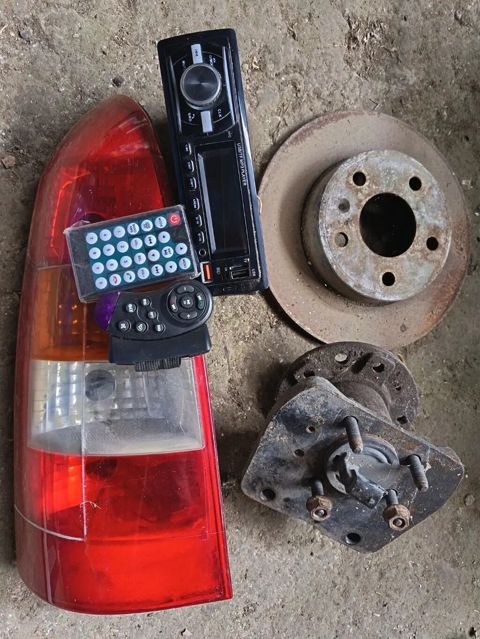 Hami bir yerde 30 azn opel astra h baraban və top. kitay magitafon — Qax