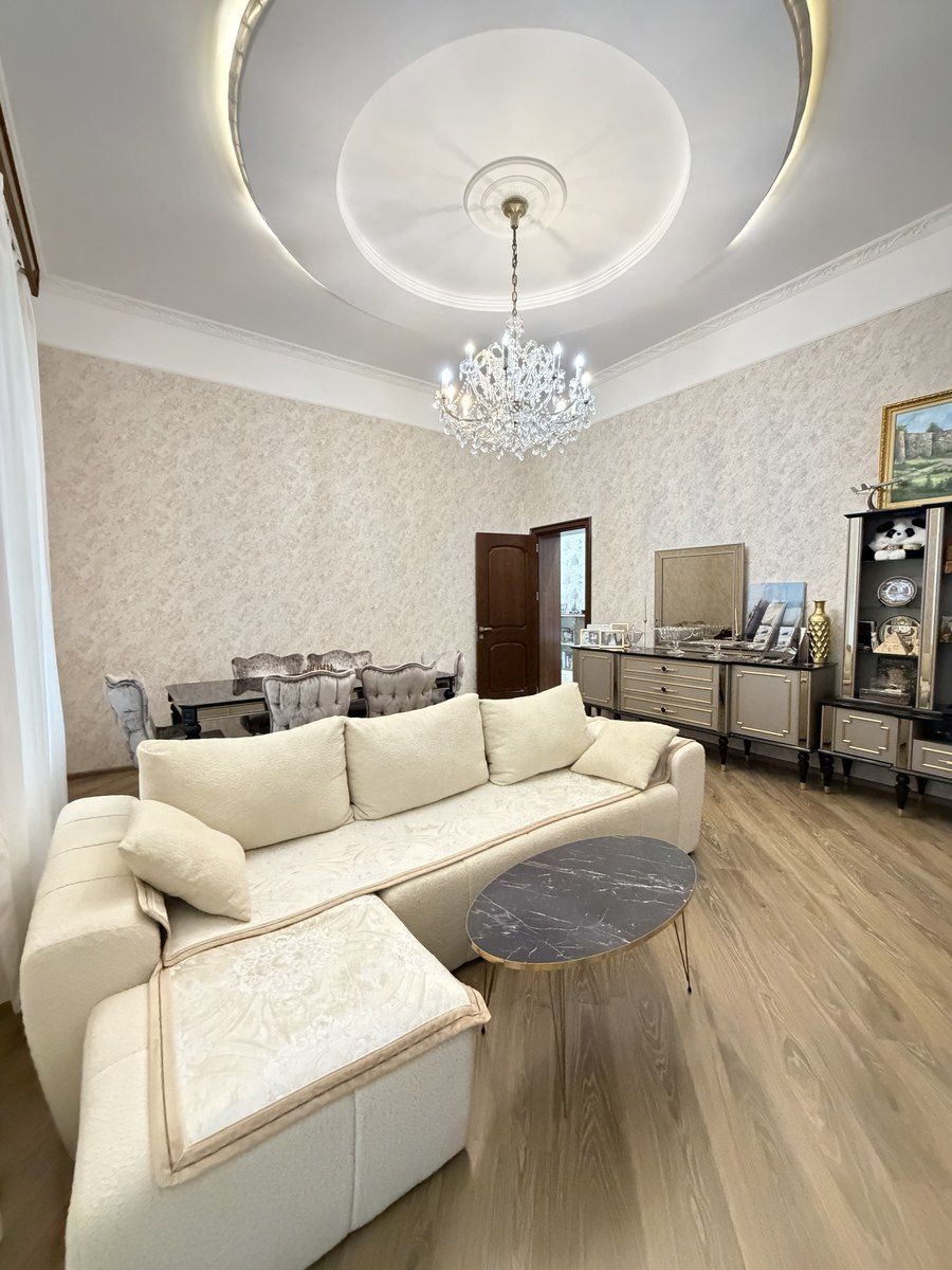 Satılır 4 otaqlı yeni tikili 200 m² — Mənzil, Bakı (3)