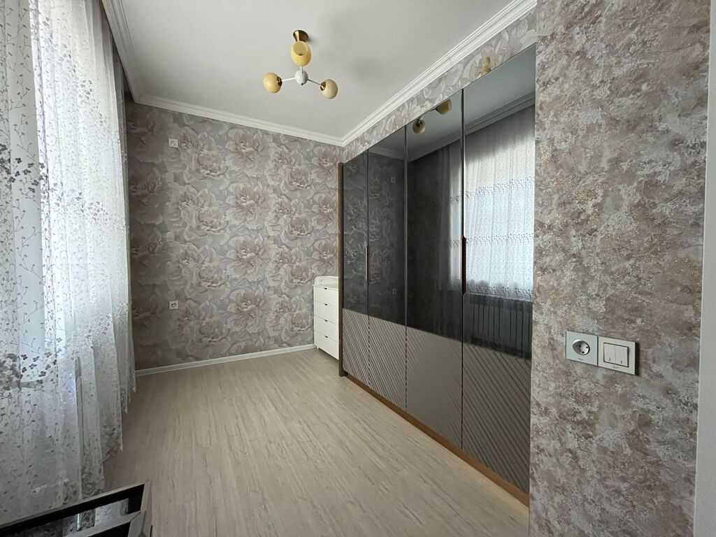 4 otaqlı, 100 kv. m, Yeni təmirli — Ev, villa, Bakı (5)