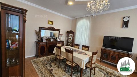 Satılır 15 otaqlı 297 m² həyət evi Əhmədli m