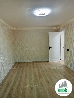 Satılır 2 otaqlı 35 m² köhnə tikili İnşaatçılar m — Mənzil (2)
