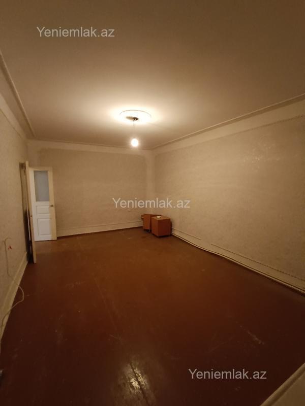 Satılır 3 otaqlı Bina evi menzil (Köhnə tikili), 75 m², 18-ci mikrorayon — Mənzil, Sumqayıt (10)