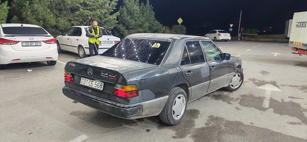 Mercedes E 200, 2.0 L, 1993 il, 274 555 km 01-CE-568 — Avtomobillər, Sumqayıt (4)