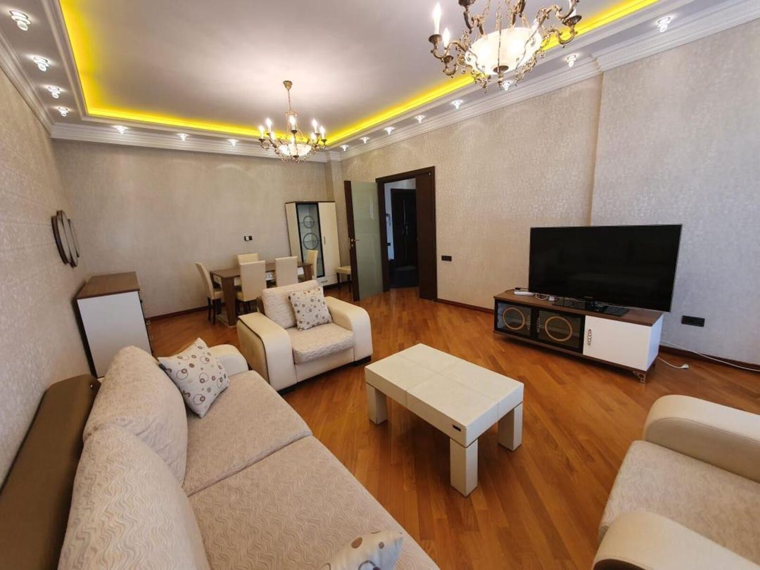 Satılır 2 otaqlı yeni tikili 120 m² — Mənzil, Bakı (9)