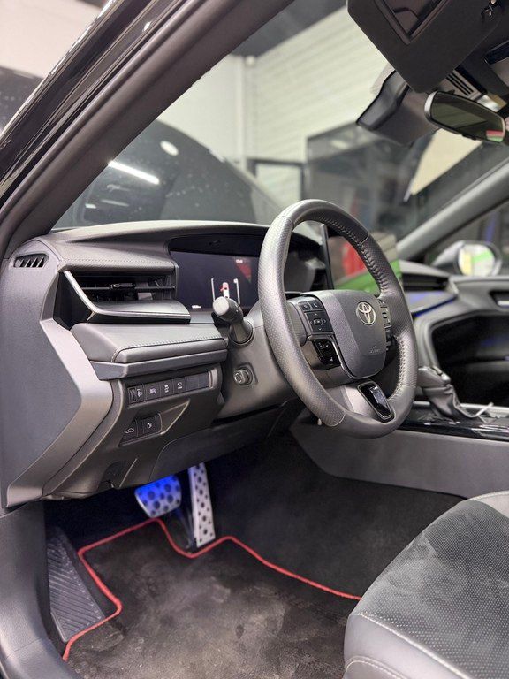 Toyota Camry, 2.0 L, 1 kWh, 2025 il, 18 000 km — Avtomobillər, Gəncə (9)