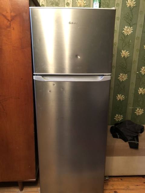 Galanz iki qapılı soyuducu - Rəng: paslanmayan polad (inox). - Üst — 170 ₼ · Digah · Soyuducular Galanz iki qapılı soyuducu - Rəng: paslanmayan polad (inox). - Üst — Digah