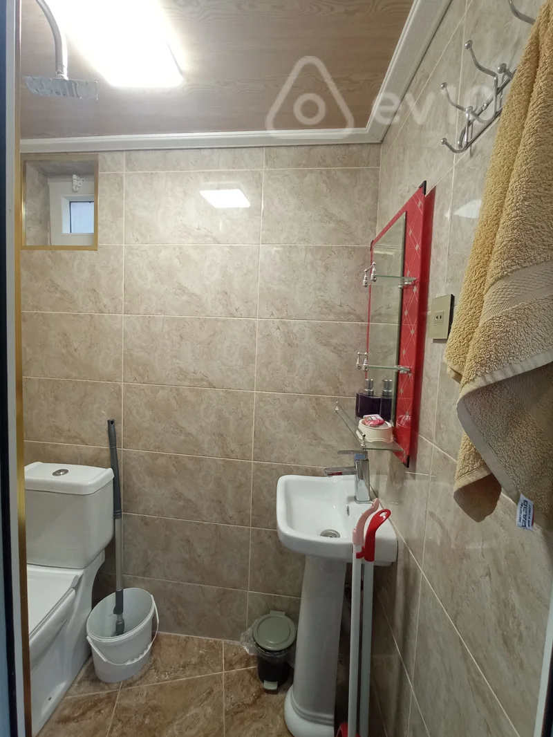 1 otaqlı həyət evi, 23 m², U.Ekberov kuc — Ev, villa, Bakı (7)