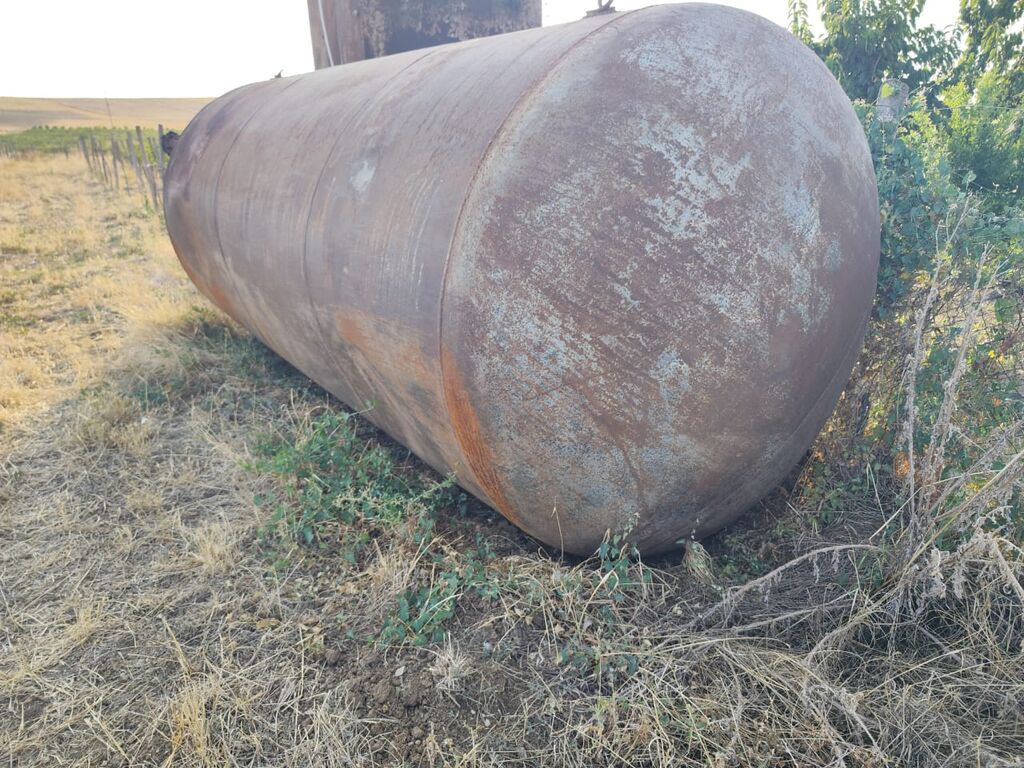 Metall silindrik çən 17 ton 484x210 ünvan Şamaxı - Material: qalın — Su çənləri, kanisterləri, bochkalar, Bakı (3)