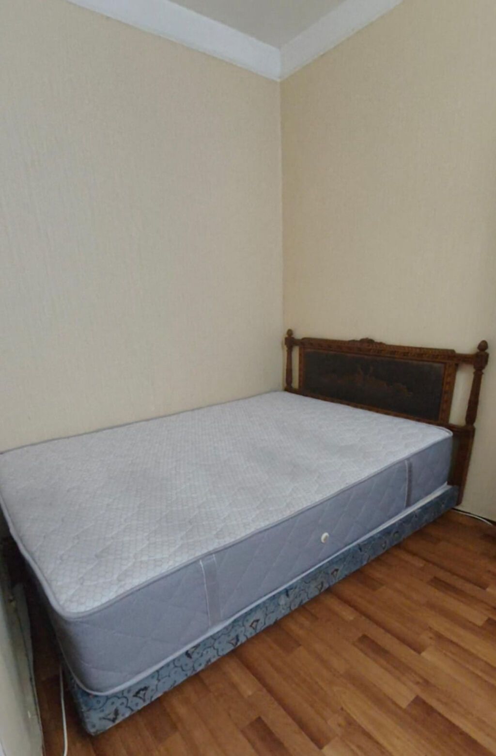 Cüt nəfərlik carpayı,450manata alınıb ortopedik döşəklidir baş hissəsi — Mebel, Bakı (3)
