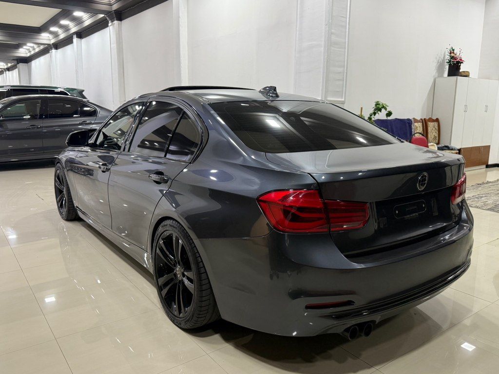 BMW 330, 2.0 L, 2018 il, 110 000 km — Avtomobillər, Bakı (6)