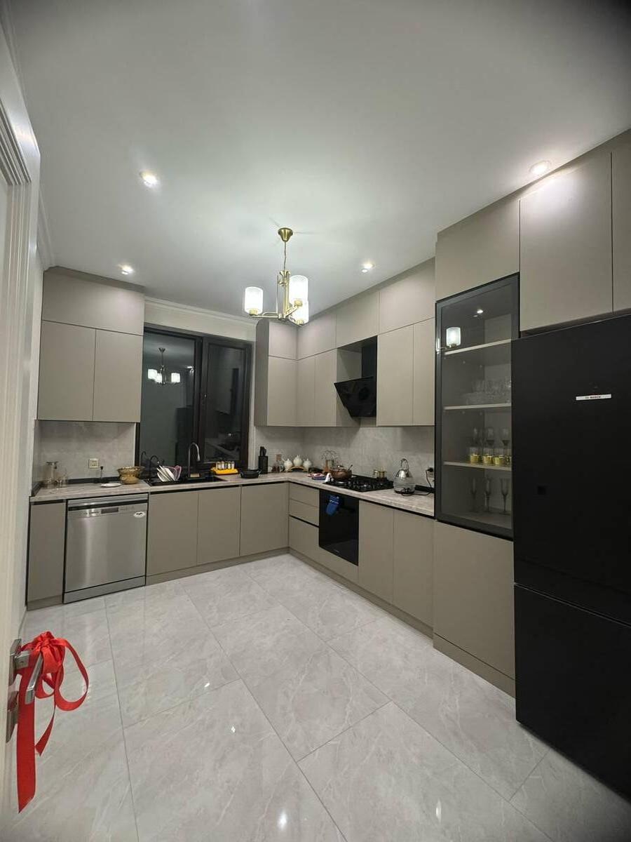 Satılır 6 otaqlı həyət evi/bağ evi 200 m² — Ev, villa, Bakı (7)