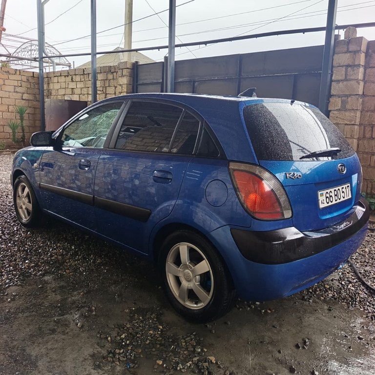 Kia Rio, 1.5 L, 2005 il, 300 000 km 66-BO-517 — Avtomobillər, Yevlax (4)