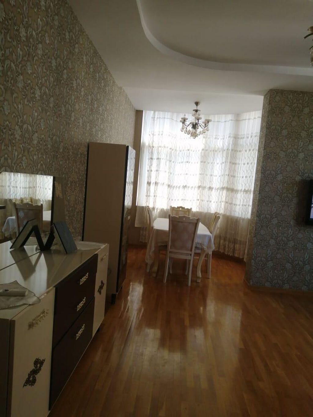 Rəşid Behbudov Küçəsində 3 Otaqlı Mənzil Kirayə Verilir Ərazi — Mənzil, Bakı (2)