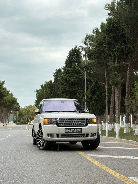 Land Rover Range Rover, 5.0 L, 2010 il, 128 000 km 77-OE-943 — Avtomobillər, Bakı (5)