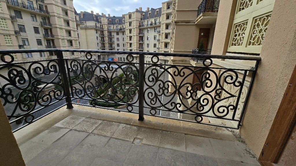 Satılır 4 otaqlı yeni tikili 209 m² — Mənzil, Bakı (8)