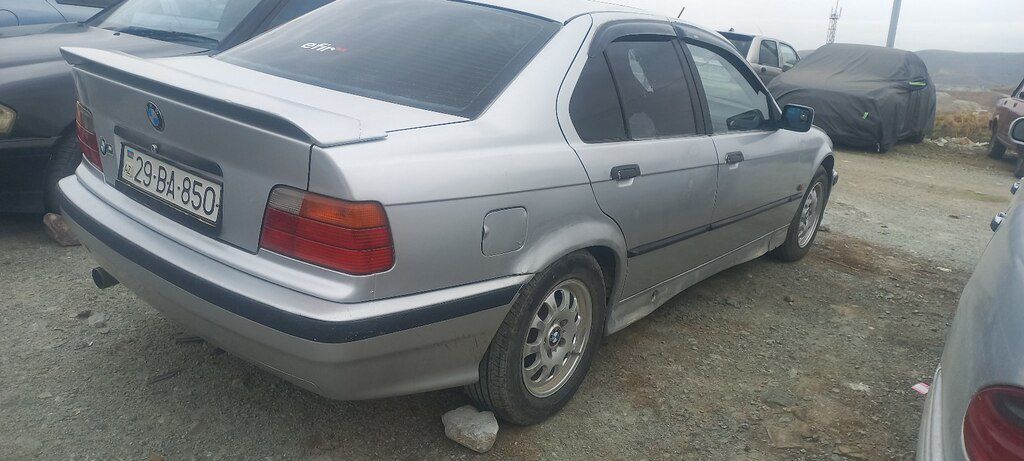BMW 316, 1.6 L, 1993 il, 495 479 km 29-BA-850 — Avtomobillər, Göygöl (4)