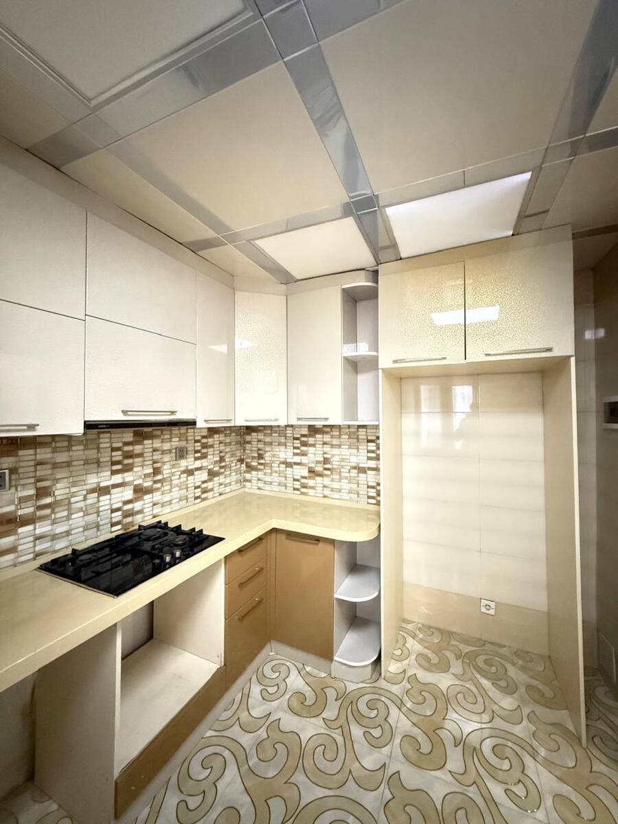Satılır 2 otaqlı köhnə tikili 65 m² — Mənzil, Bakı (11)