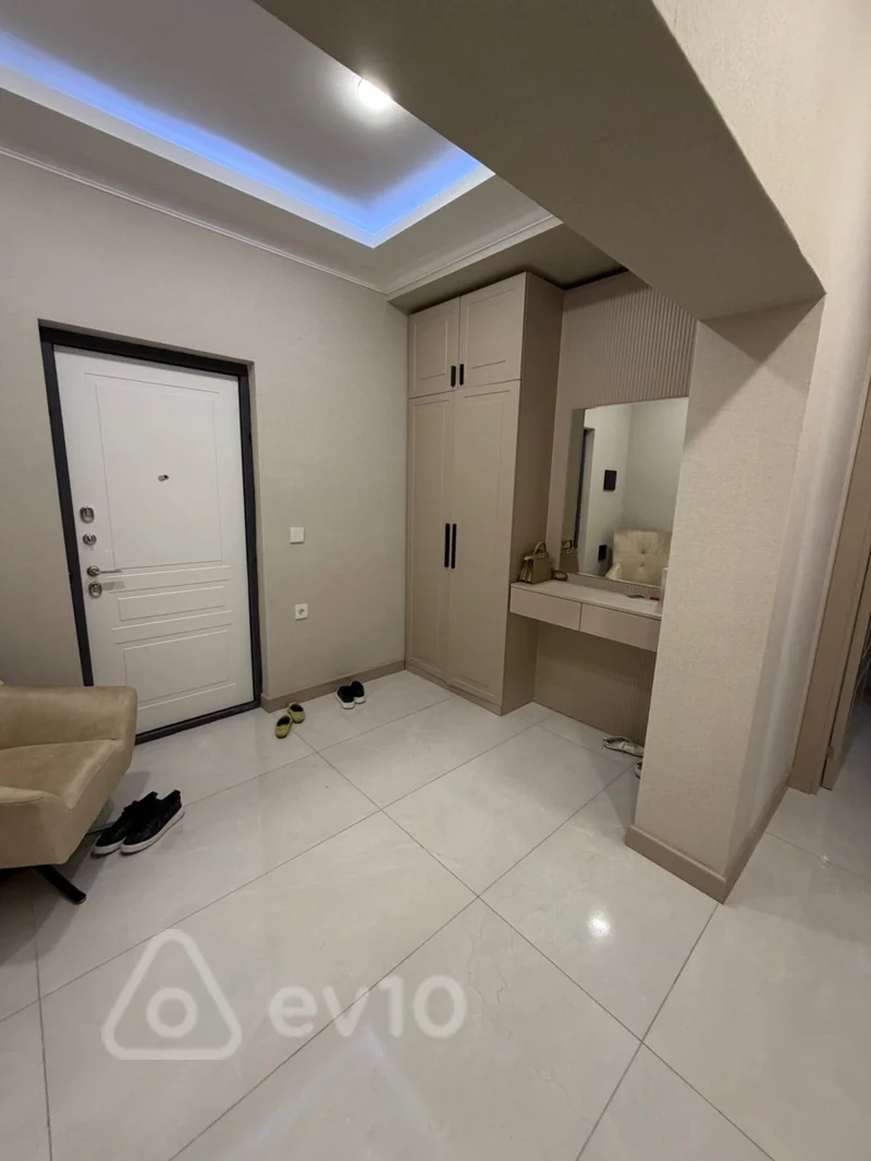 2 otaqlı mənzil, 70 m², Abay Kunanbəyov küçəsi — kirayə — Mənzil, Bakı (10)