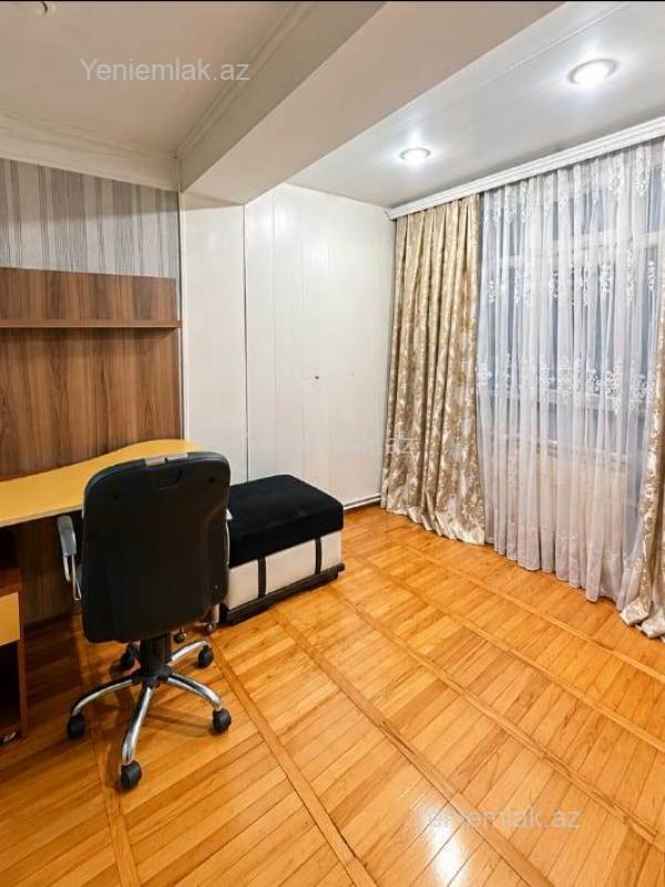 Satılır 4 otaqlı Bina evi menzil (Köhnə tikili), 120 m², Nərimanov rayonu — Mənzil, Bakı (3)
