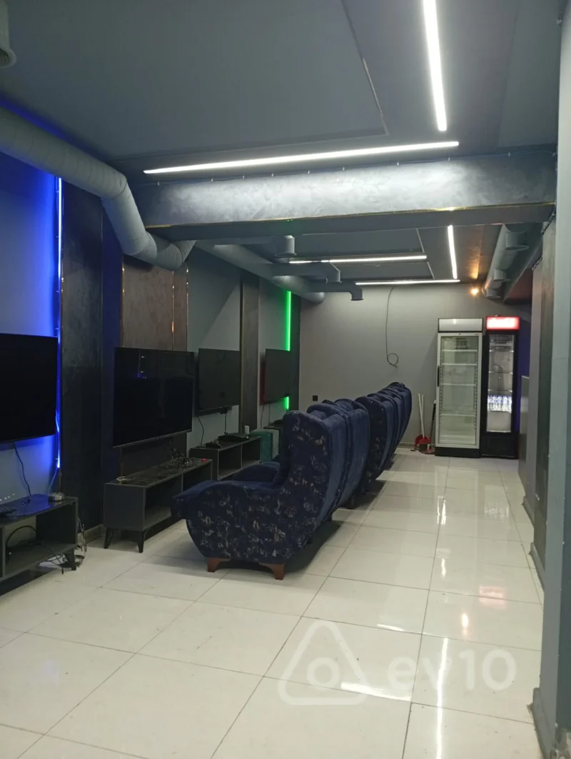 Obyekt, 130 m², Məzahir Rüstəmov küçəsi — Əmlak, Bakı (2)