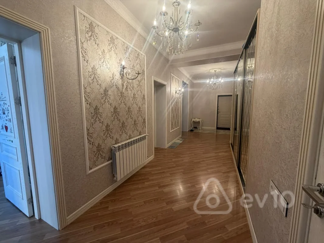 3 otaqlı mənzil, 160 m², Şamaxinka — Mənzil, Bakı (6)